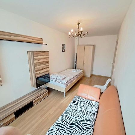 Bine Ati Venit La Maria Str Ion Alexandru Nr 1 Bl 14 Ap 1 Διαμέρισμα Αράντ Εξωτερικό φωτογραφία